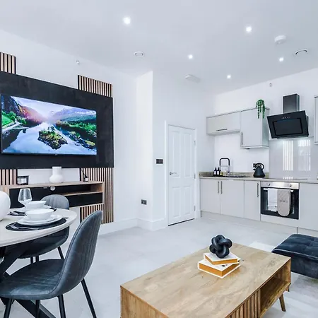 Luxury Modern Centre With Free Parking * Bradford (West Yorkshire)